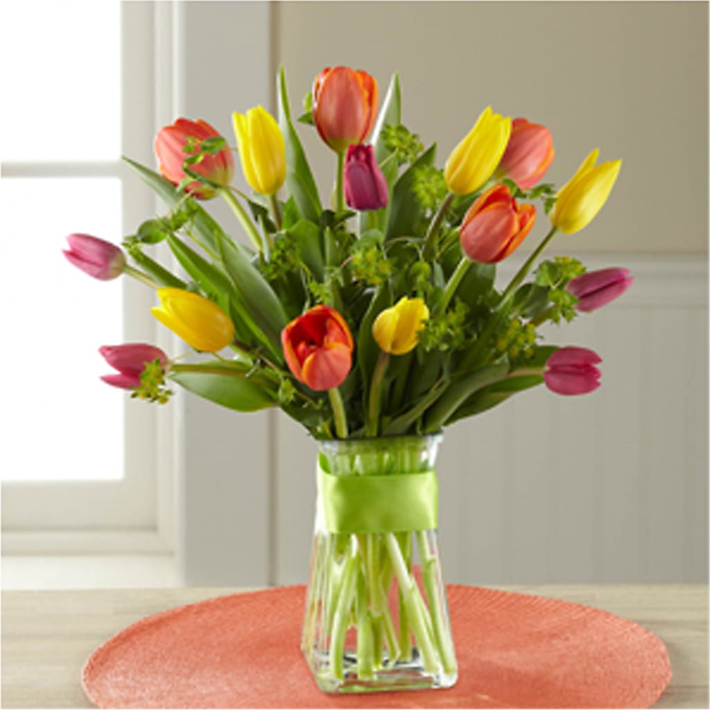 Sunlit Treasures Bouquet – Talia Flowers, Ottawa ON