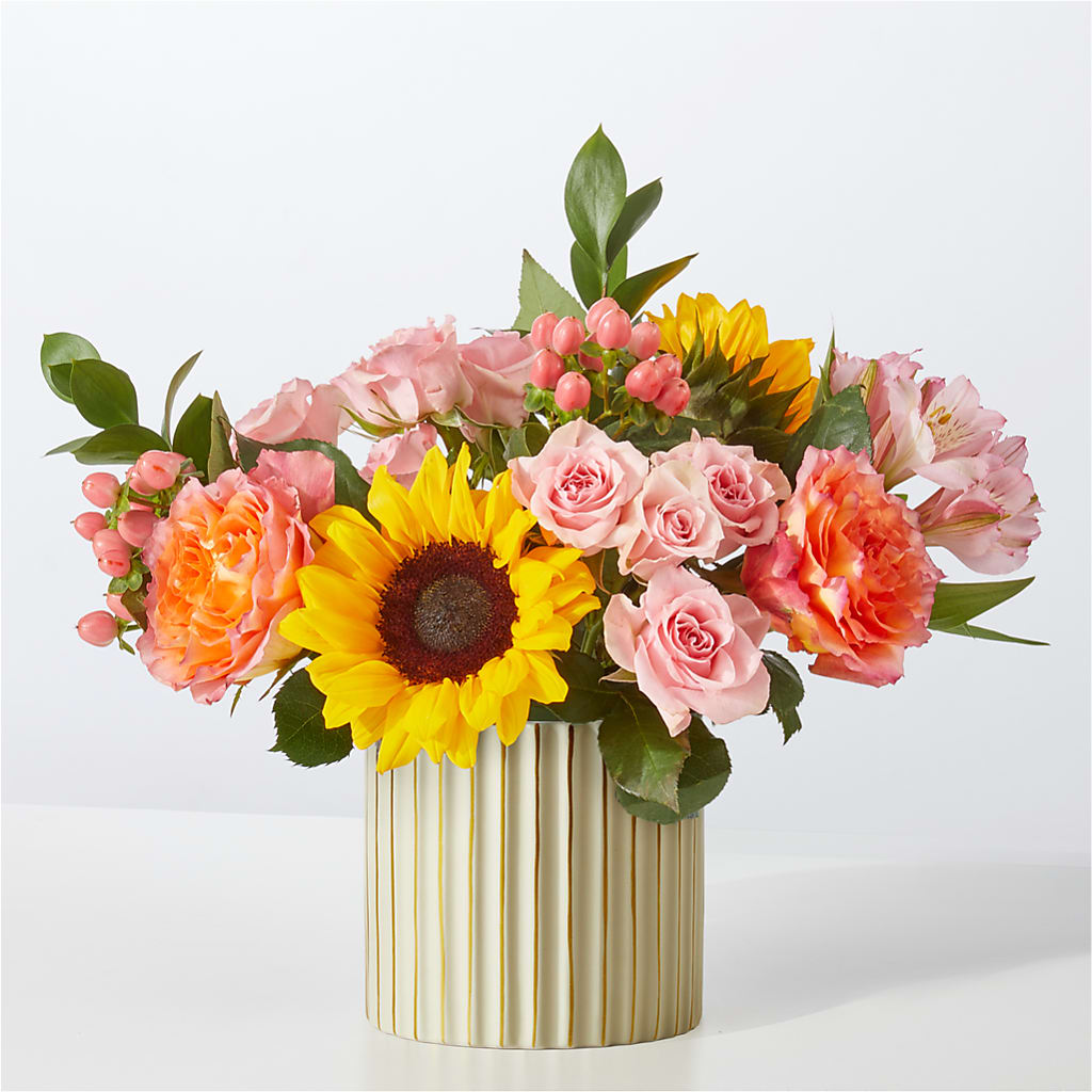 Sun's Out Bouquet – Talia Flowers, Ottawa ON