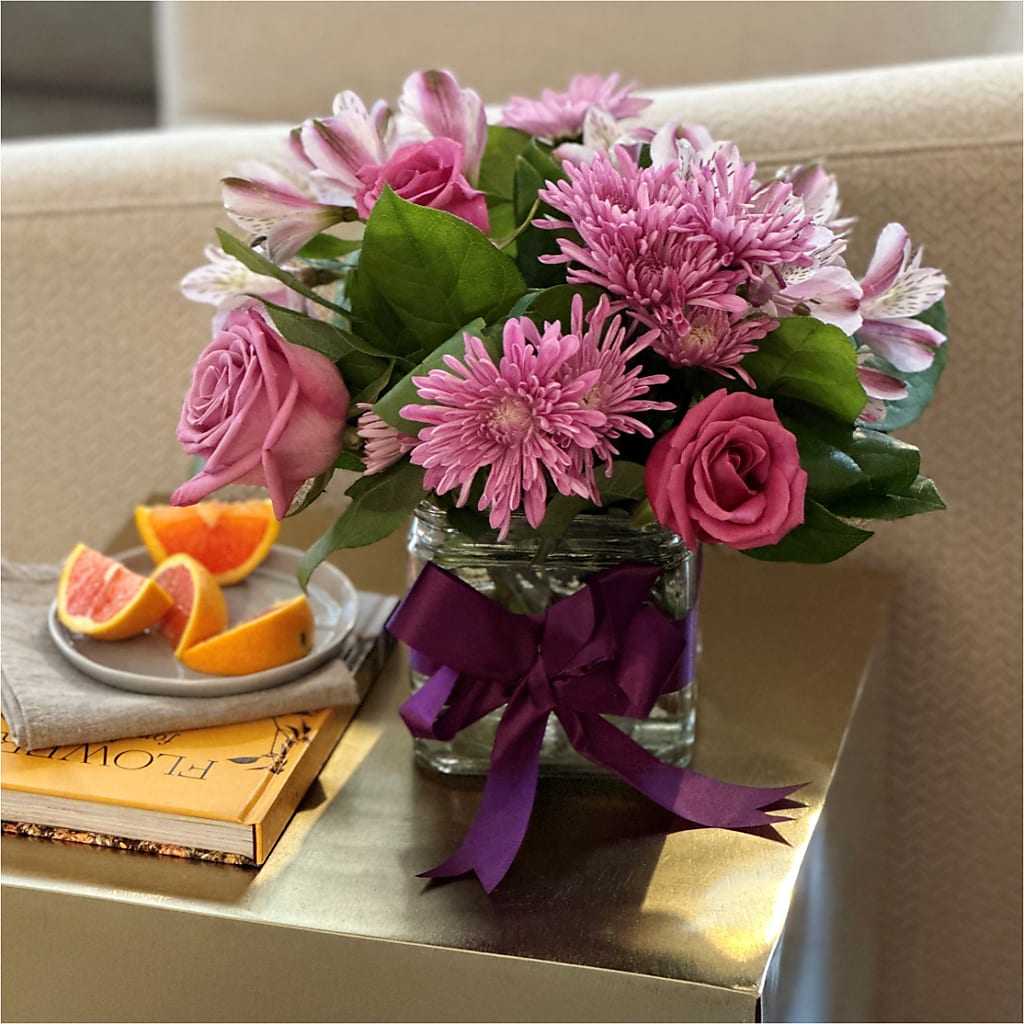 Sugarplum Bouquet – Talia Flowers, Ottawa ON