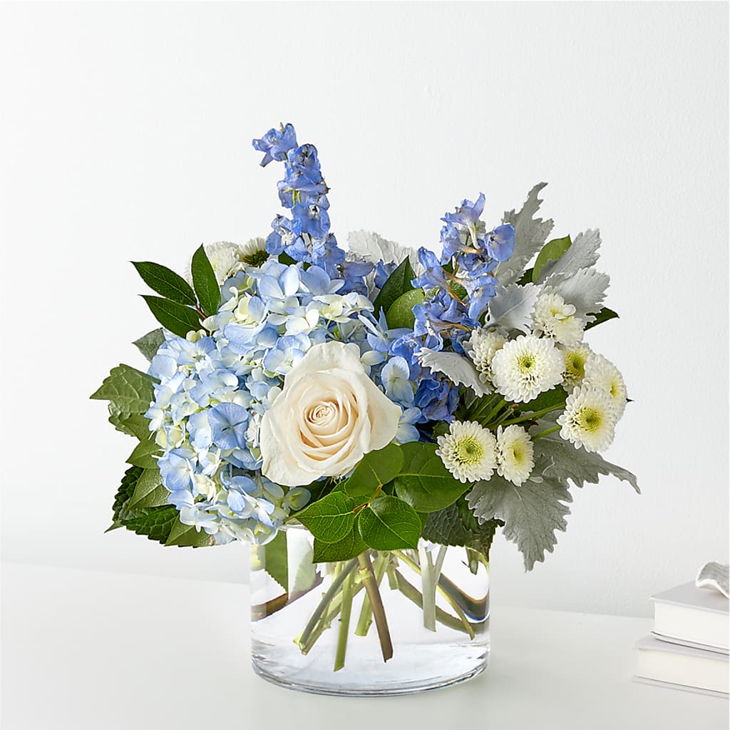 Clear Skies Bouquet – Talia Flowers, Ottawa ON