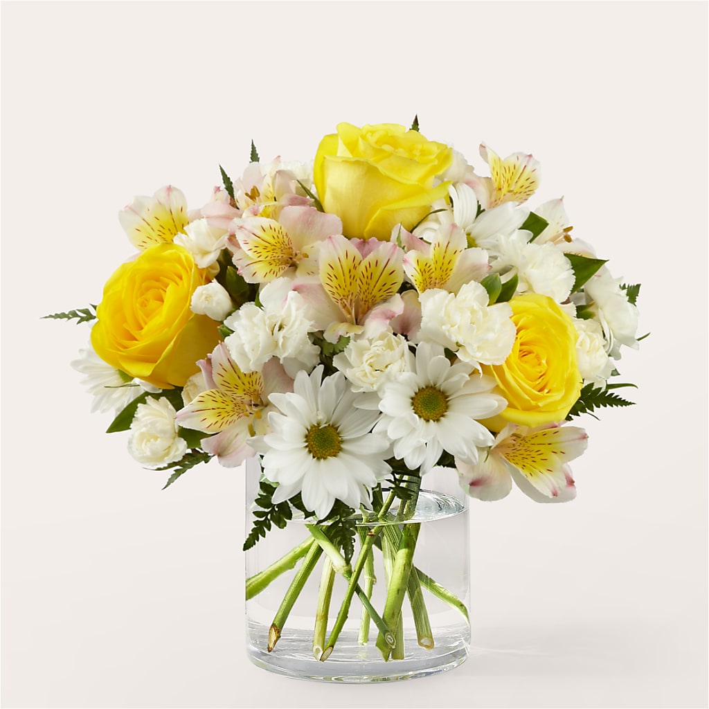 Gleeful Bouquet – Talia Flowers, Ottawa ON