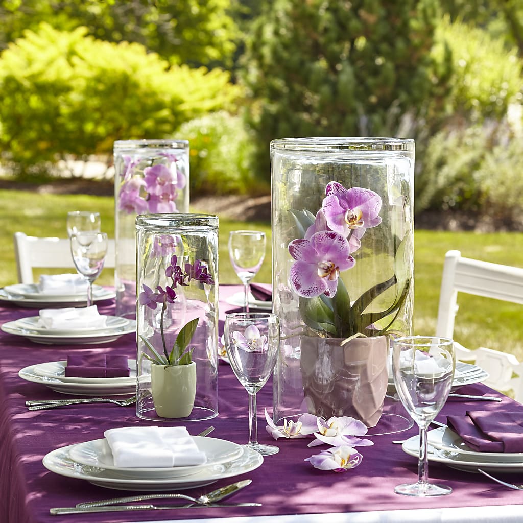 Dramatic Garden Centerpiece – Talia Flowers, Ottawa ON
