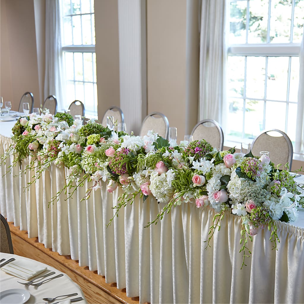 State of Joy Head Table Arrangement – Talia Flowers, Ottawa ON