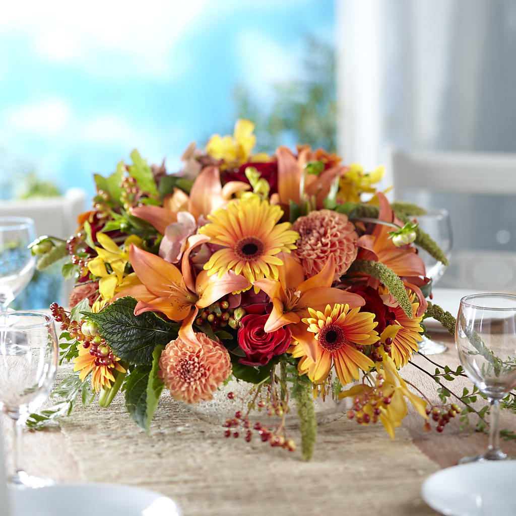 One and Only Centerpiece – Talia Flowers, Ottawa ON