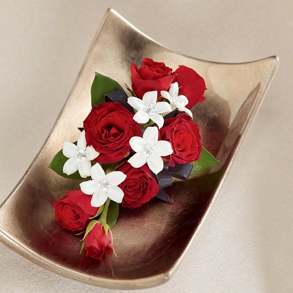 Poetry Corsage – Talia Flowers, Ottawa ON