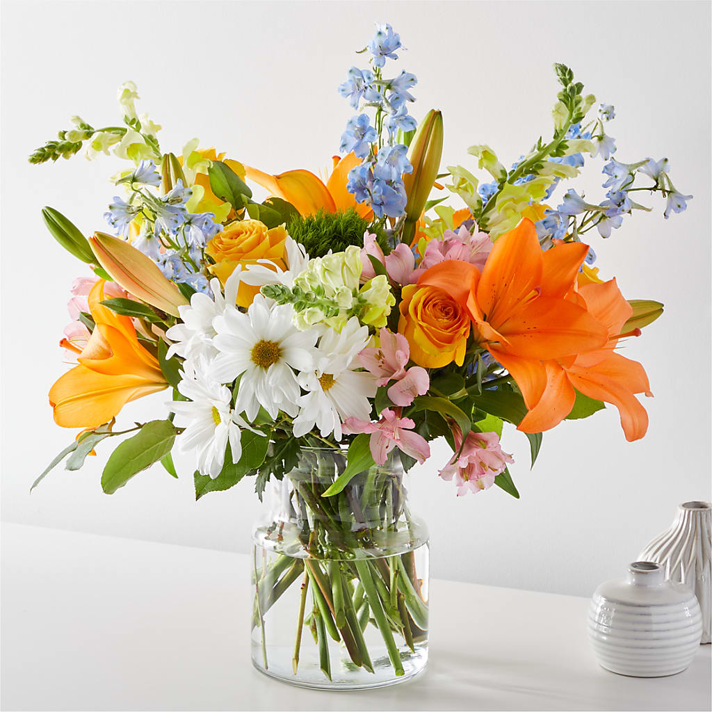 Sun Salutation Bouquet –  Talia Flowers, Ottawa ON