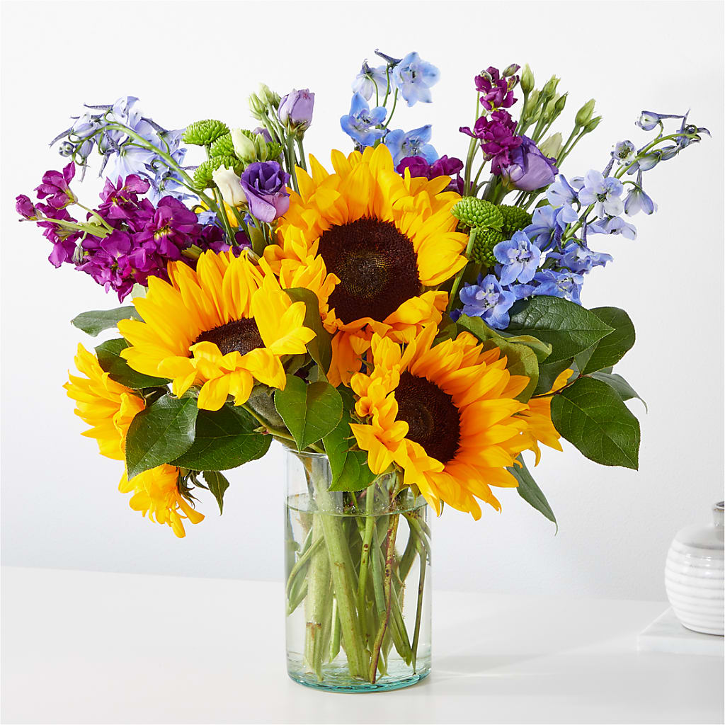 Catching Rays Bouquet –  Talia Flowers, Ottawa ON