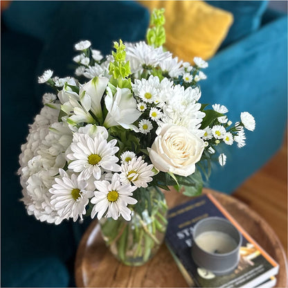Classic Ivory – A Florist Original –  Talia Flowers, Ottawa ON