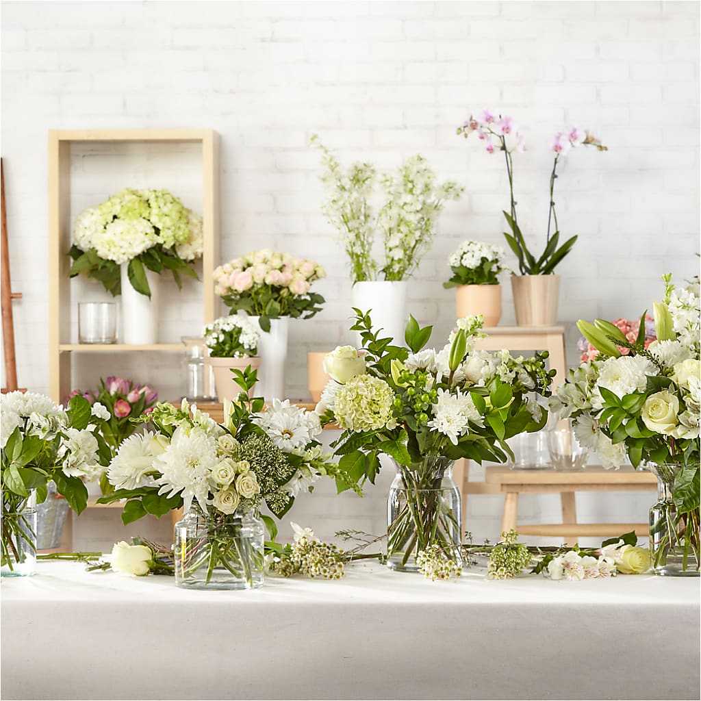 Classic Ivory – A Florist Original –  Talia Flowers, Ottawa ON
