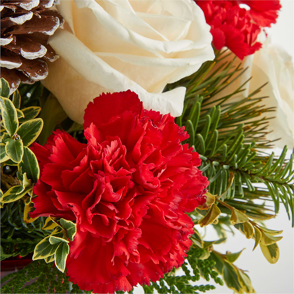 Christmas Market Bouquet –  Talia Flowers, Ottawa ON