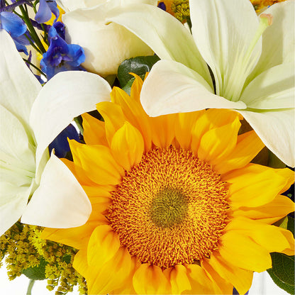 Stargazing Bouquet –  Talia Flowers, Ottawa ON