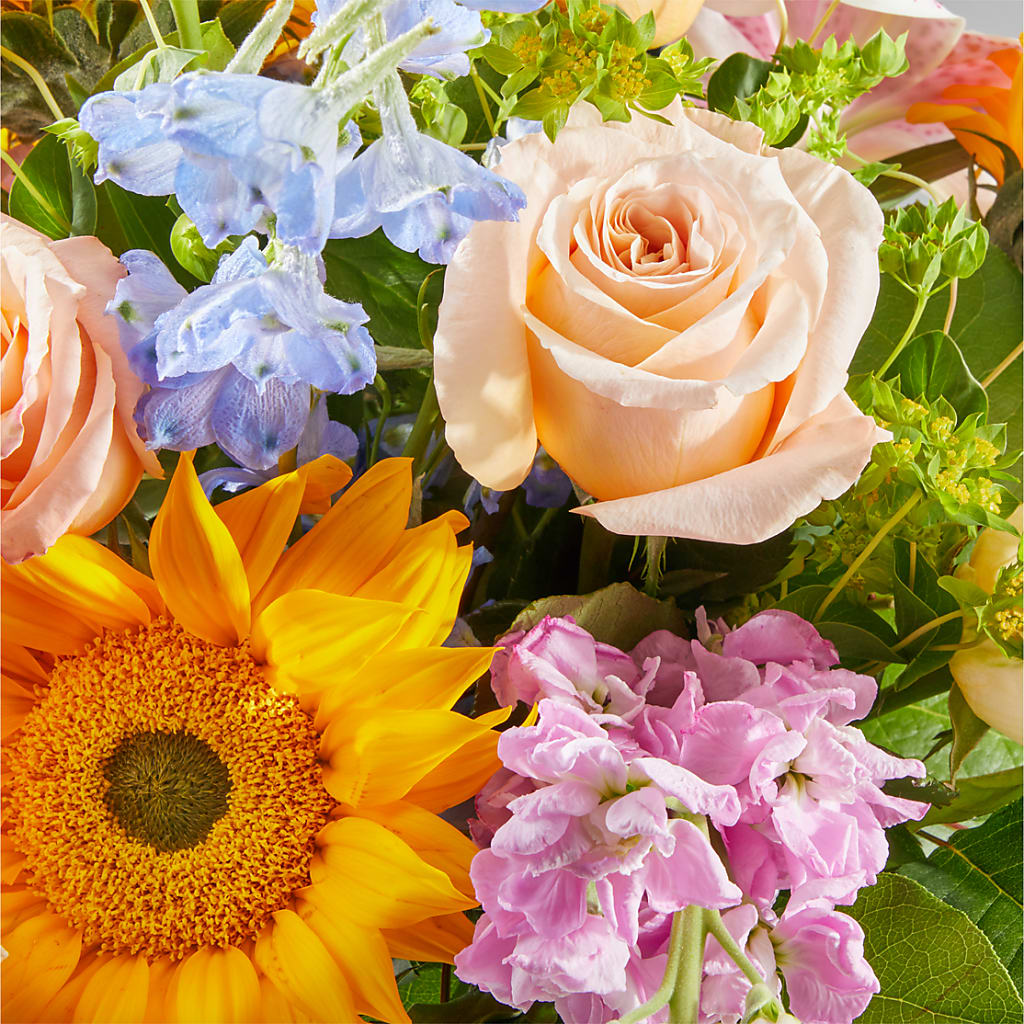 Dreamy Meadows Bouquet –  Talia Flowers, Ottawa ON