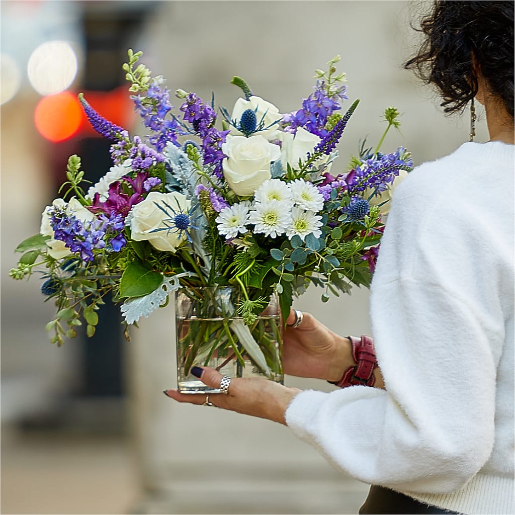 Shooting Star Bouquet –  Talia Flowers, Ottawa ON