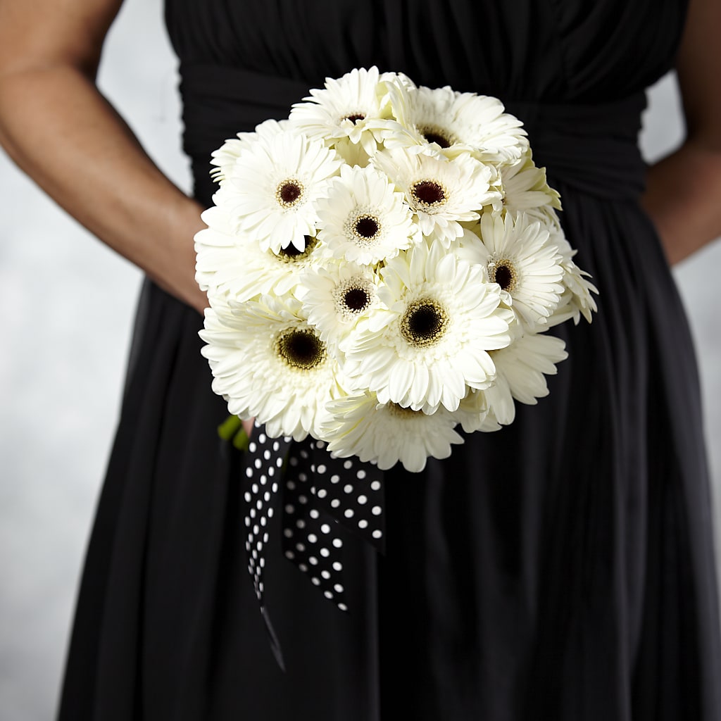 Daisy Delight Bouquet –  Talia Flowers, Ottawa ON